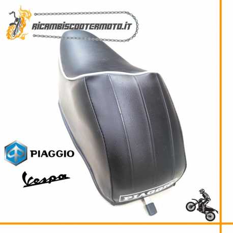 Saddle Piaggio Vespa With 50 Waning